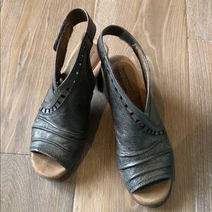Rockport Pewter Leather Slingback Mules